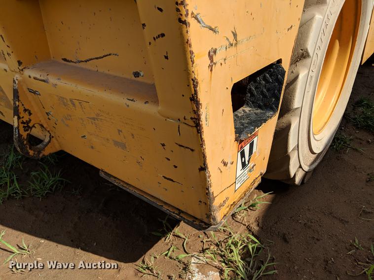 image for item DD5231 2006 Broderson IC-200-3F crane