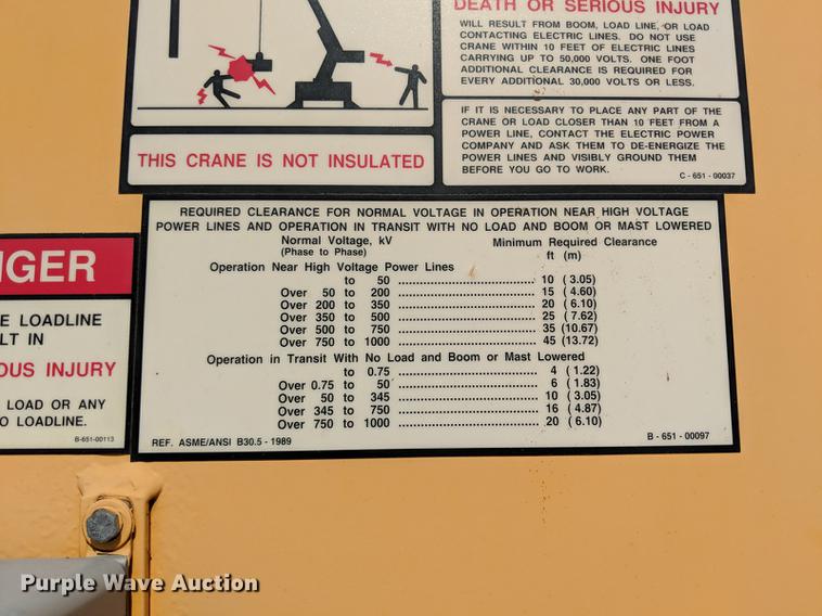 image for item DD5231 2006 Broderson IC-200-3F crane