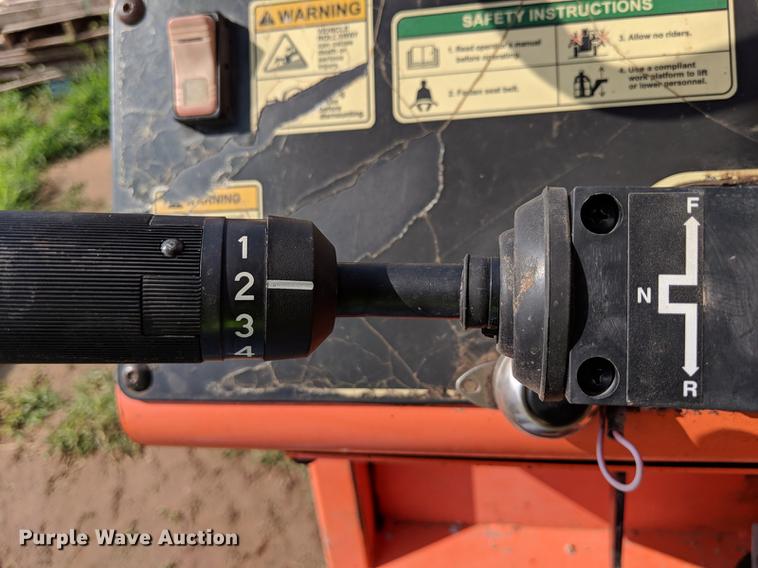 image for item DD5232 2007 SkyTrak 8042 telehandler