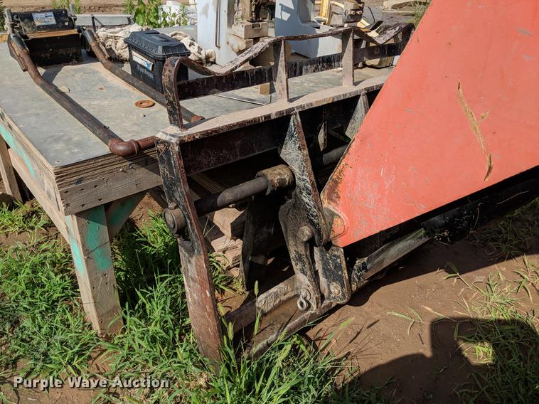 image for item DD5232 2007 SkyTrak 8042 telehandler