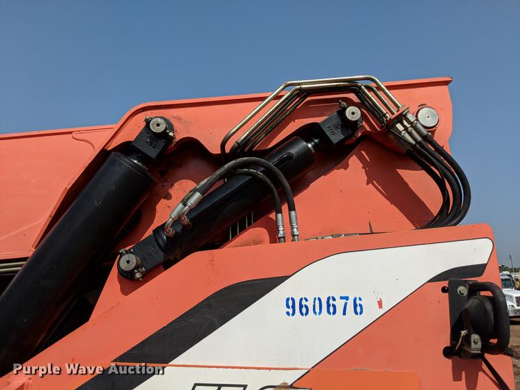 image for item DD5232 2007 SkyTrak 8042 telehandler