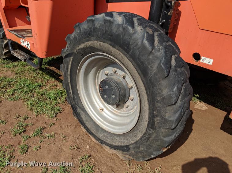 image for item DD5232 2007 SkyTrak 8042 telehandler