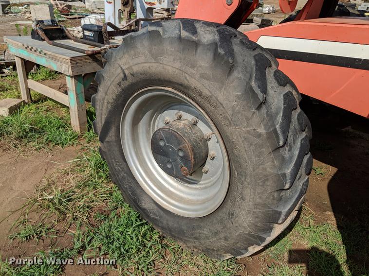 image for item DD5232 2007 SkyTrak 8042 telehandler