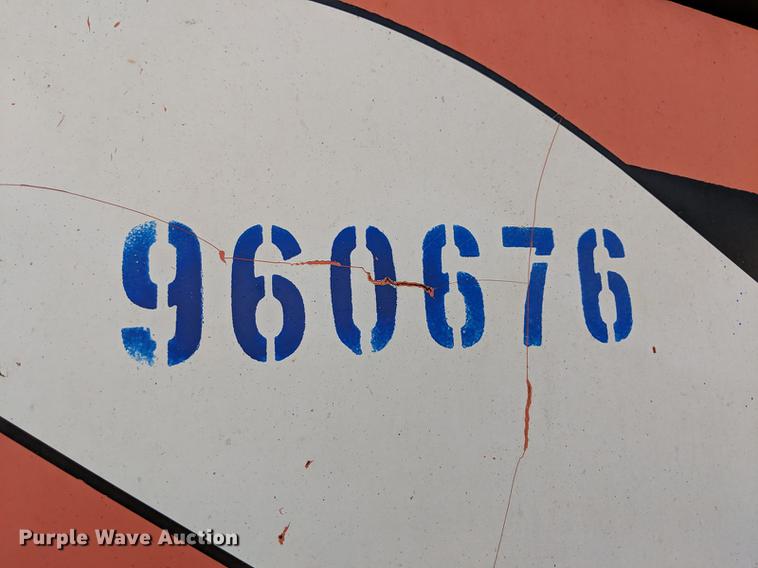 image for item DD5232 2007 SkyTrak 8042 telehandler