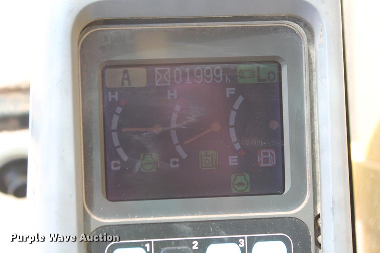 image for item DD5235 2005 Komatsu PC300LC-7L excavator