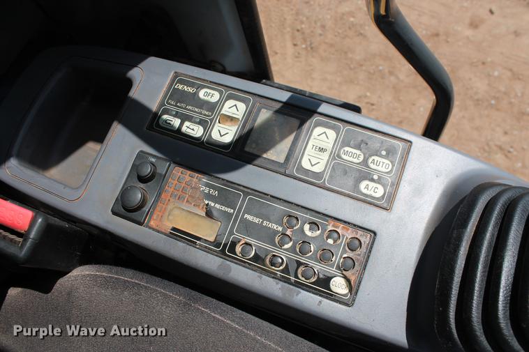 image for item DD5235 2005 Komatsu PC300LC-7L excavator