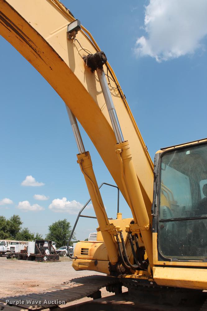image for item DD5235 2005 Komatsu PC300LC-7L excavator