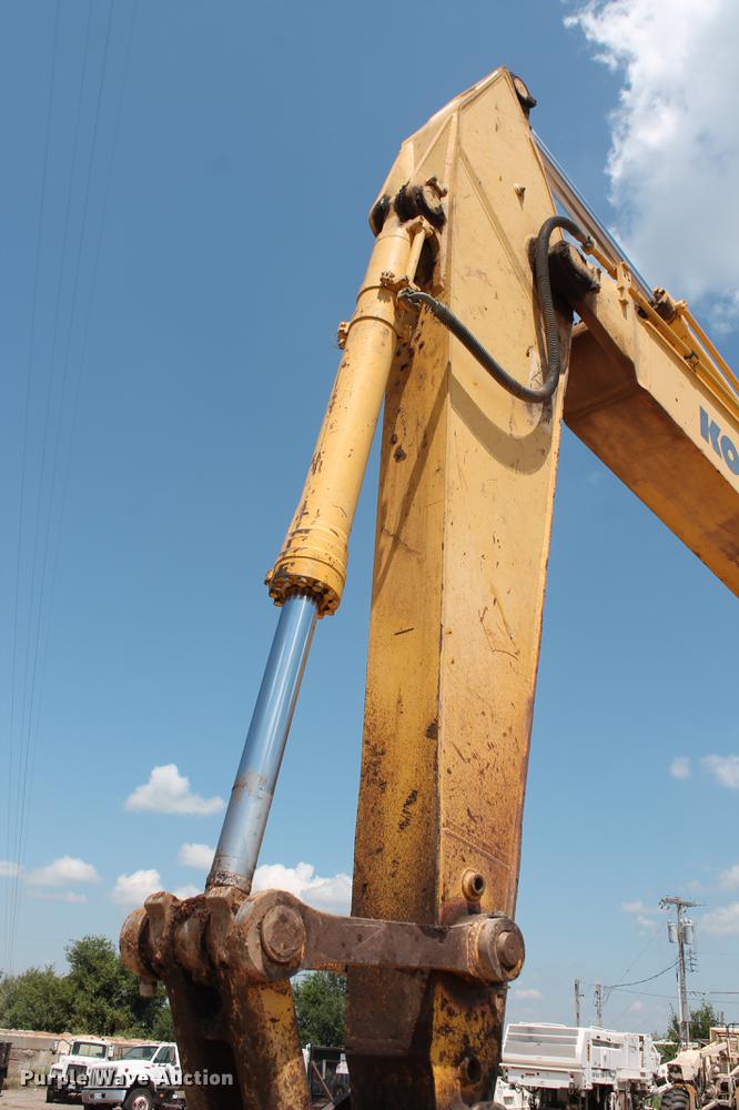 image for item DD5235 2005 Komatsu PC300LC-7L excavator