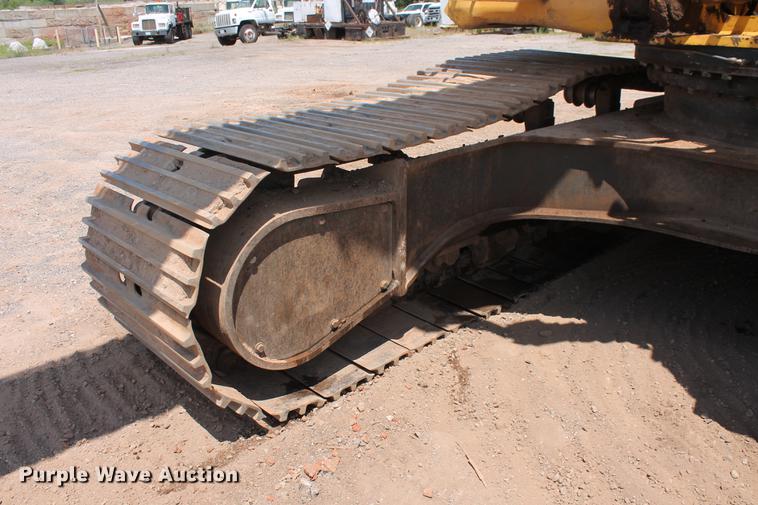 image for item DD5235 2005 Komatsu PC300LC-7L excavator