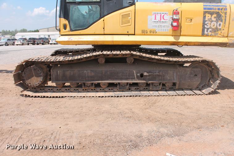 image for item DD5235 2005 Komatsu PC300LC-7L excavator