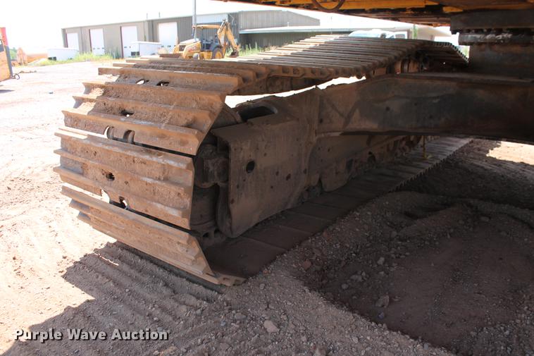 image for item DD5235 2005 Komatsu PC300LC-7L excavator