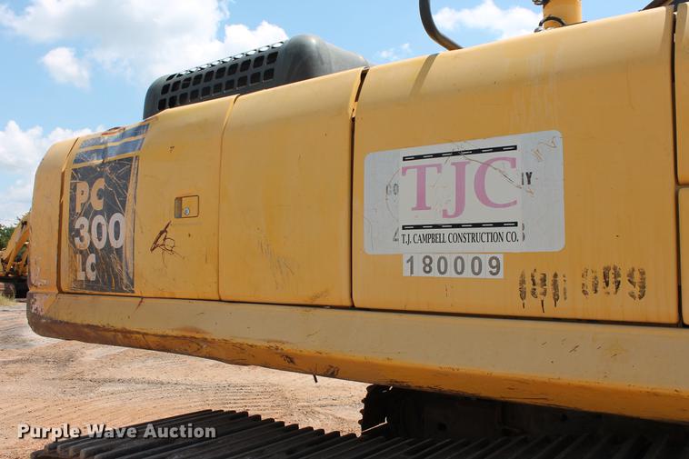 image for item DD5235 2005 Komatsu PC300LC-7L excavator