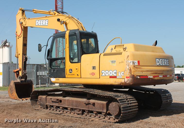 image for item DD5236 2007 John Deere 200C LC excavator