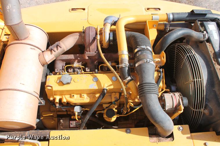 image for item DD5236 2007 John Deere 200C LC excavator