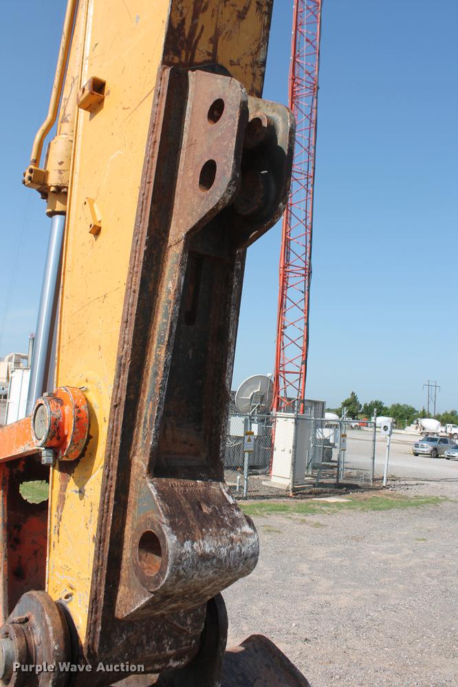 image for item DD5236 2007 John Deere 200C LC excavator