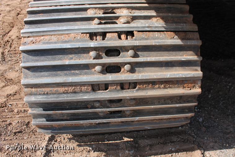 image for item DD5236 2007 John Deere 200C LC excavator