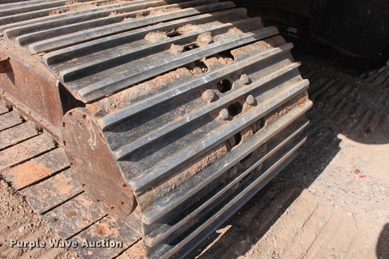 image for item DD5236 2007 John Deere 200C LC excavator