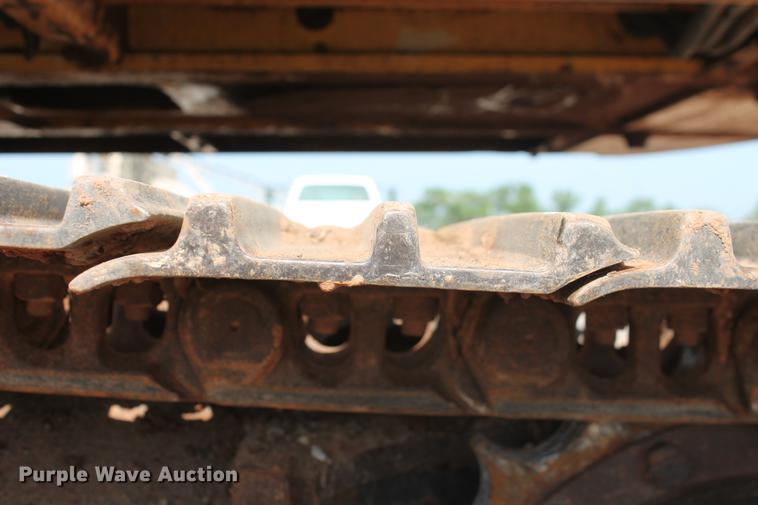 image for item DD5236 2007 John Deere 200C LC excavator