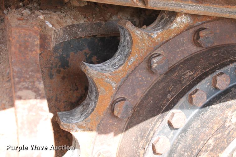 image for item DD5236 2007 John Deere 200C LC excavator