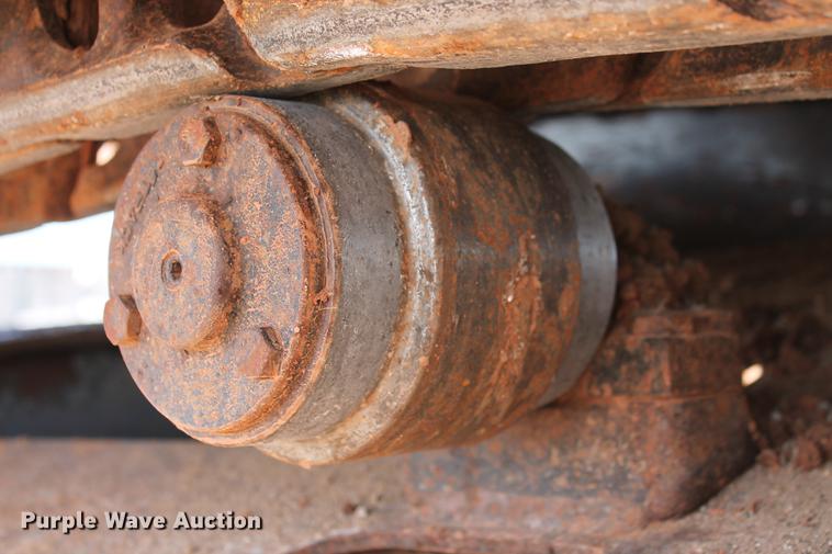 image for item DD5236 2007 John Deere 200C LC excavator