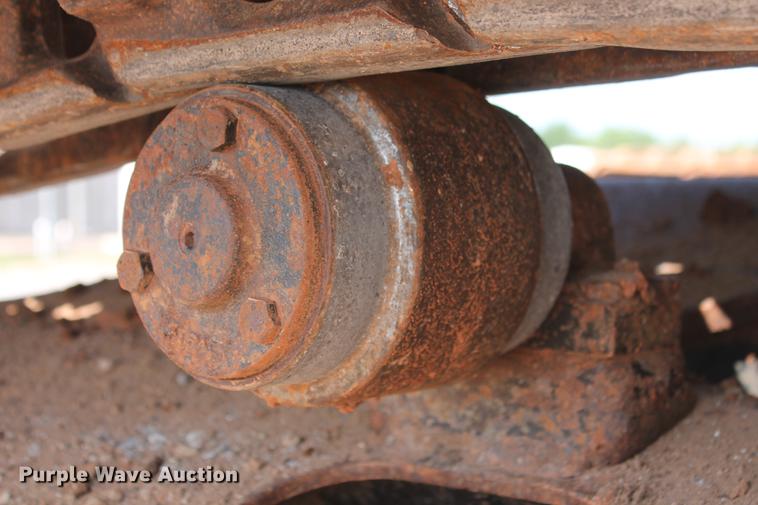 image for item DD5236 2007 John Deere 200C LC excavator