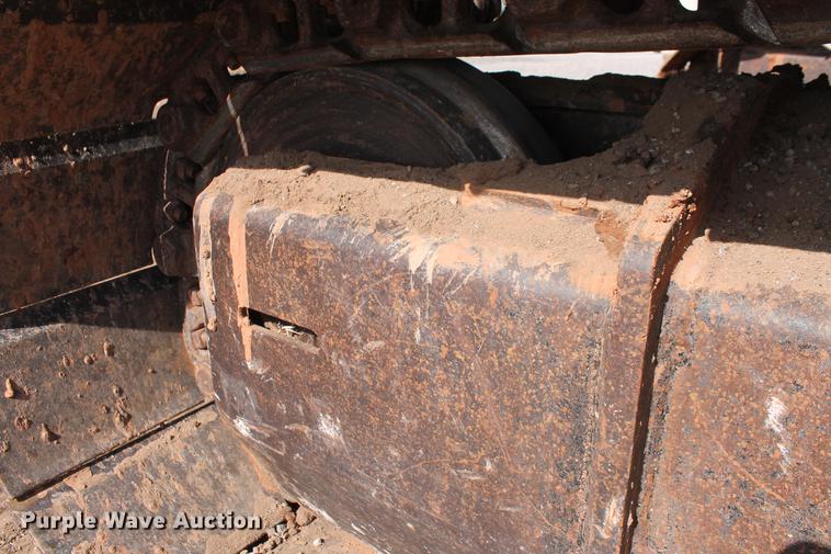 image for item DD5236 2007 John Deere 200C LC excavator