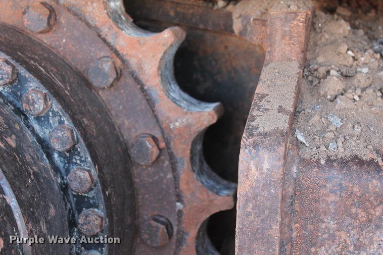 image for item DD5236 2007 John Deere 200C LC excavator