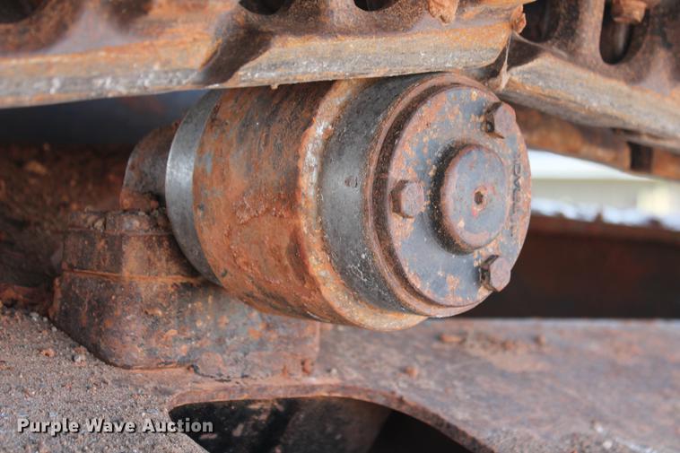 image for item DD5236 2007 John Deere 200C LC excavator