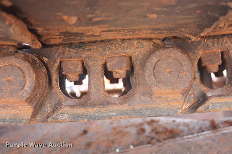 image for item DD5236 2007 John Deere 200C LC excavator