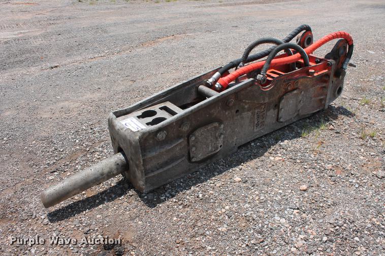 image for item DD5248 NPK GH-10 hammer