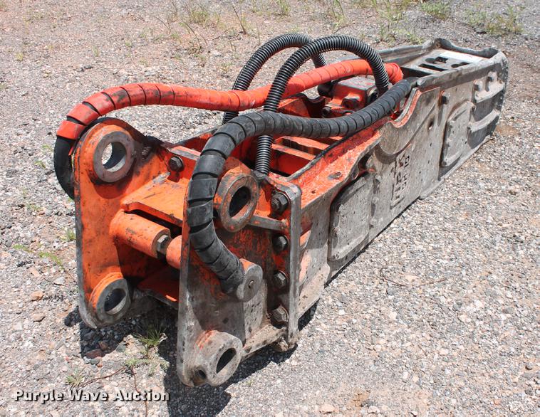 image for item DD5248 NPK GH-10 hammer