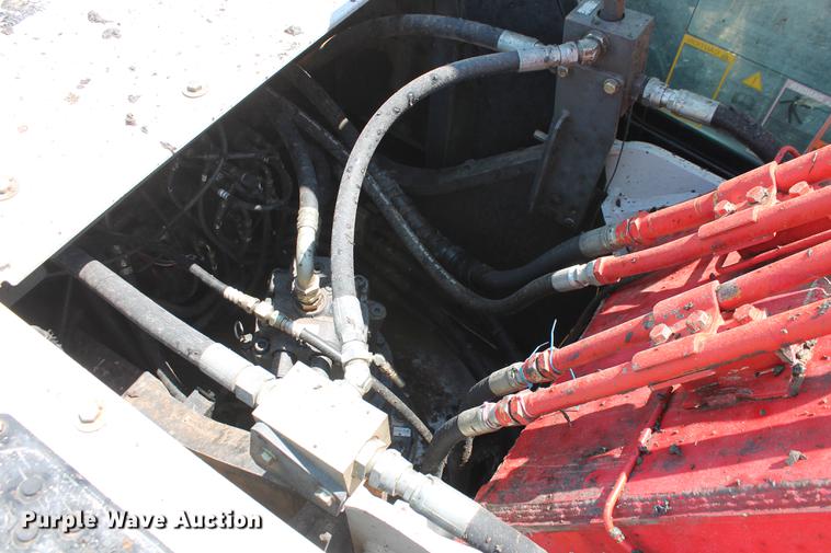 image for item DD5249 2011 Link Belt 210 X2 excavator