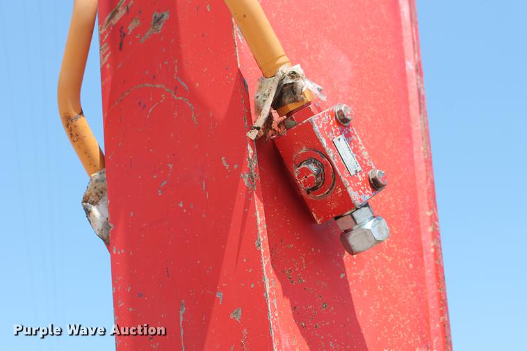 image for item DD5249 2011 Link Belt 210 X2 excavator