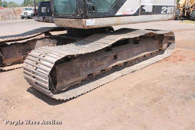 image for item DD5249 2011 Link Belt 210 X2 excavator