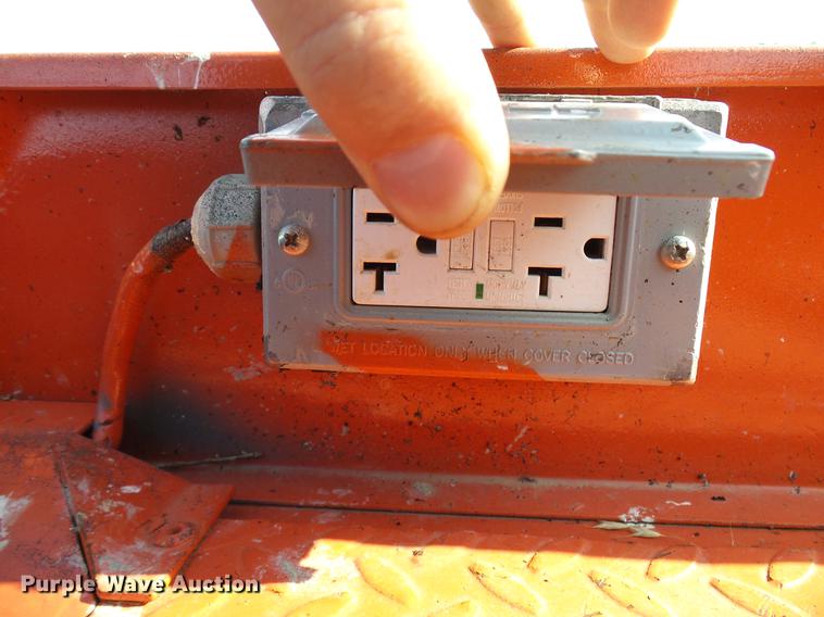 image for item DD8293 2009 Skyjack SJIII 3219 scissor lift