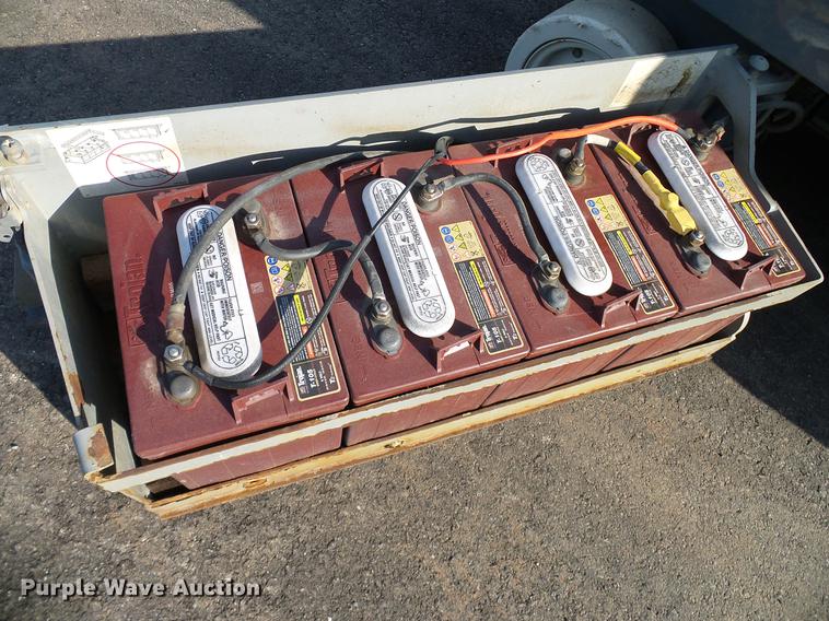 image for item DD8293 2009 Skyjack SJIII 3219 scissor lift