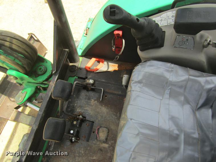 image for item DD8500 2006 Bobcat 328 mini excavator