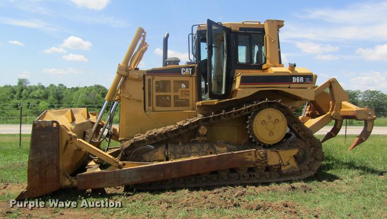 image for item DD8571 2006 Caterpillar D6R XL Series III dozer