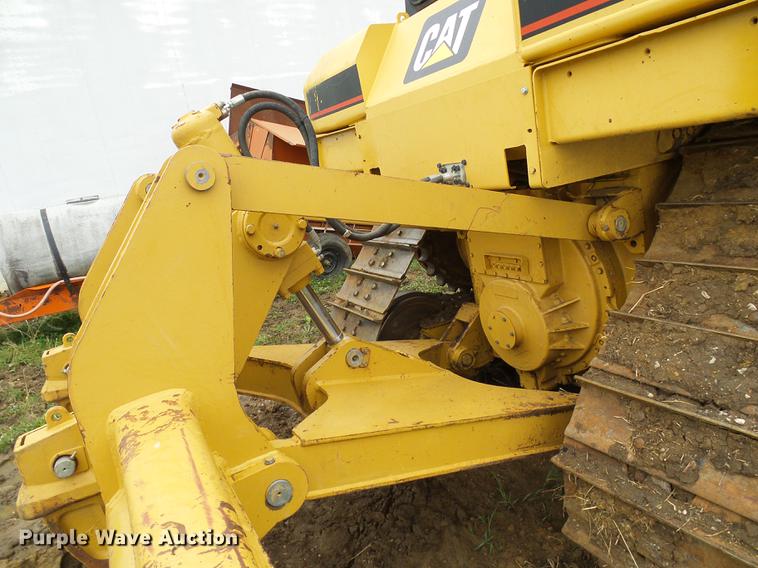 image for item DD8571 2006 Caterpillar D6R XL Series III dozer