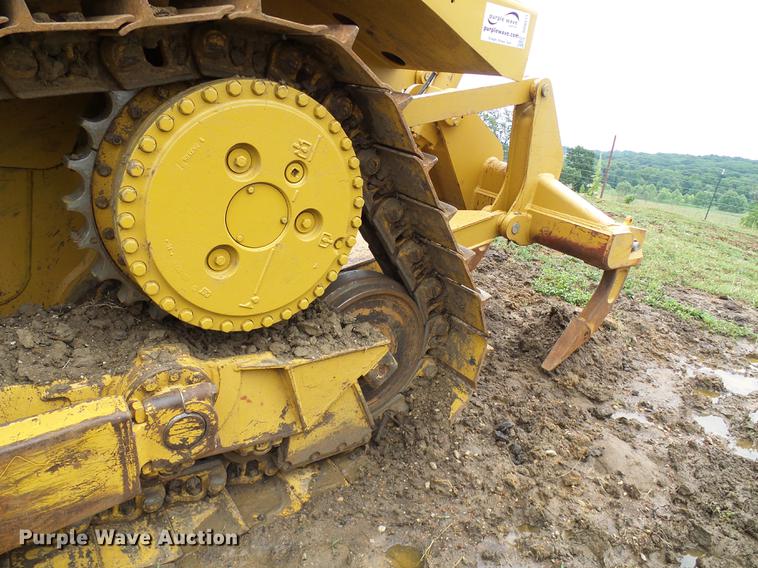 image for item DD8571 2006 Caterpillar D6R XL Series III dozer