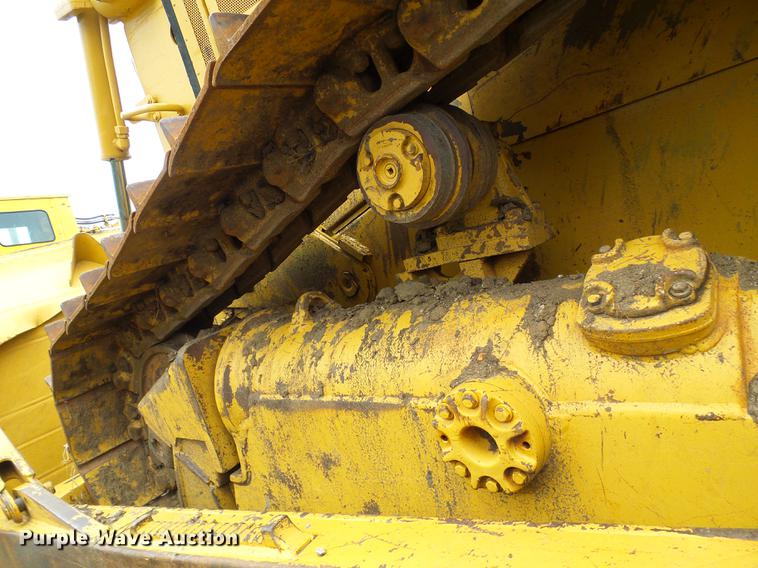 image for item DD8571 2006 Caterpillar D6R XL Series III dozer