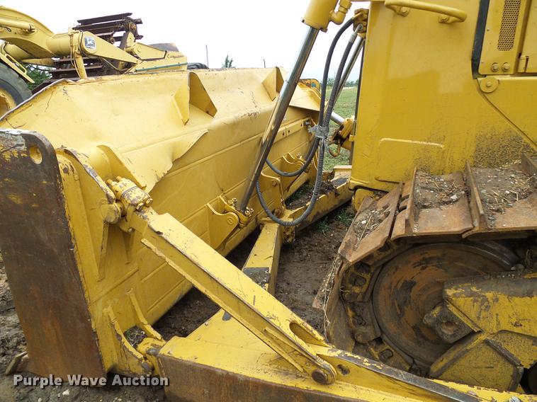 image for item DD8571 2006 Caterpillar D6R XL Series III dozer