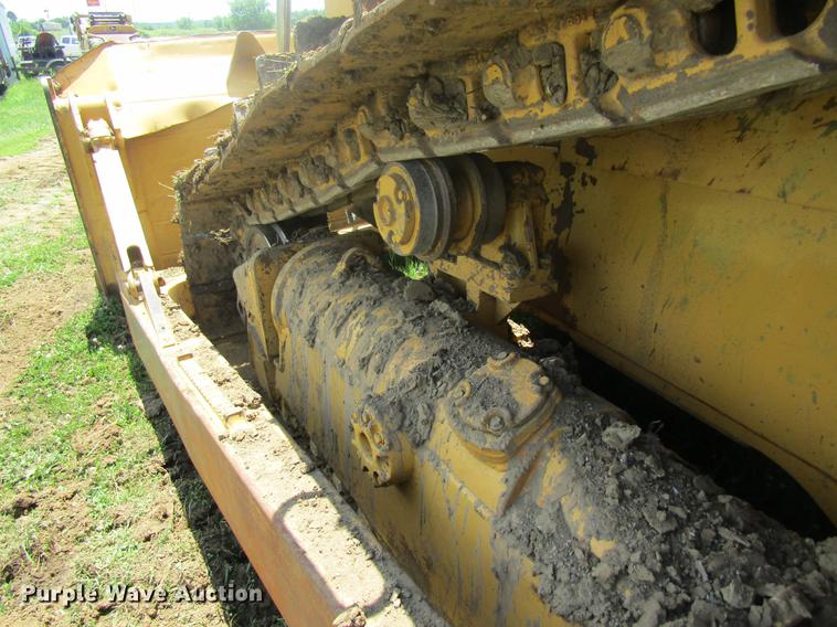image for item DD8571 2006 Caterpillar D6R XL Series III dozer