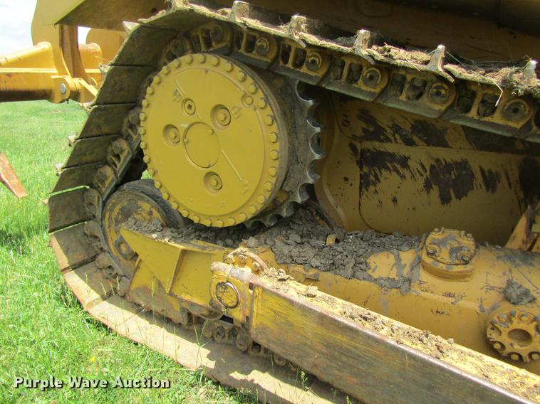 image for item DD8571 2006 Caterpillar D6R XL Series III dozer