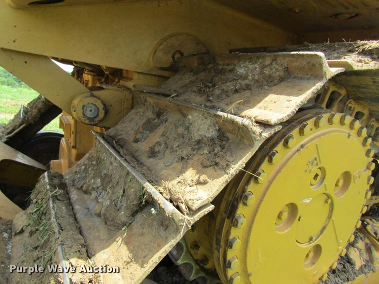 image for item DD8571 2006 Caterpillar D6R XL Series III dozer