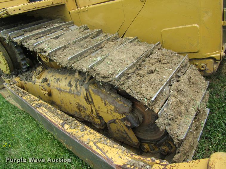 image for item DD8571 2006 Caterpillar D6R XL Series III dozer