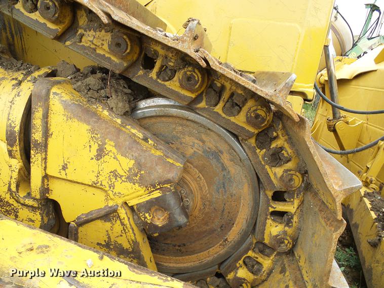 image for item DD8571 2006 Caterpillar D6R XL Series III dozer