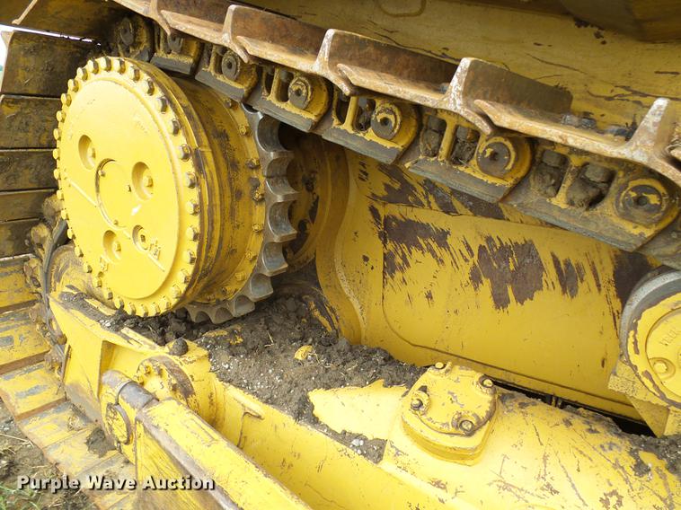 image for item DD8571 2006 Caterpillar D6R XL Series III dozer