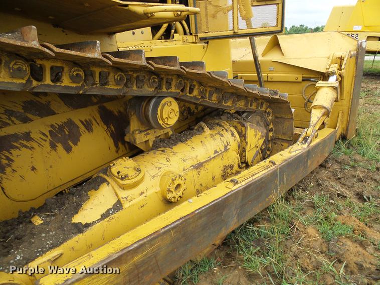 image for item DD8571 2006 Caterpillar D6R XL Series III dozer