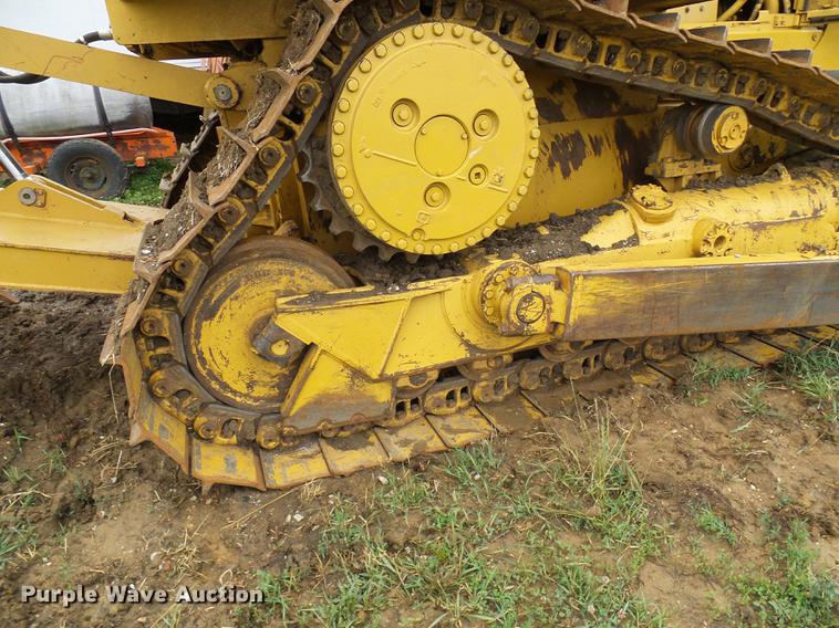 image for item DD8571 2006 Caterpillar D6R XL Series III dozer